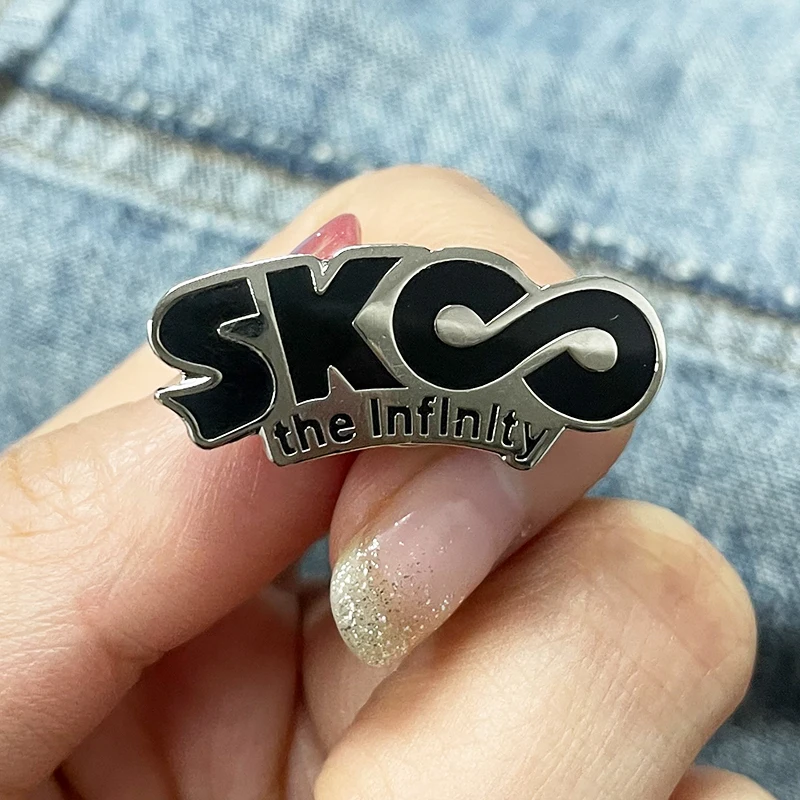 Anime Merchandise Logo - The Infinity Sk8 Logo Esmalte Pin