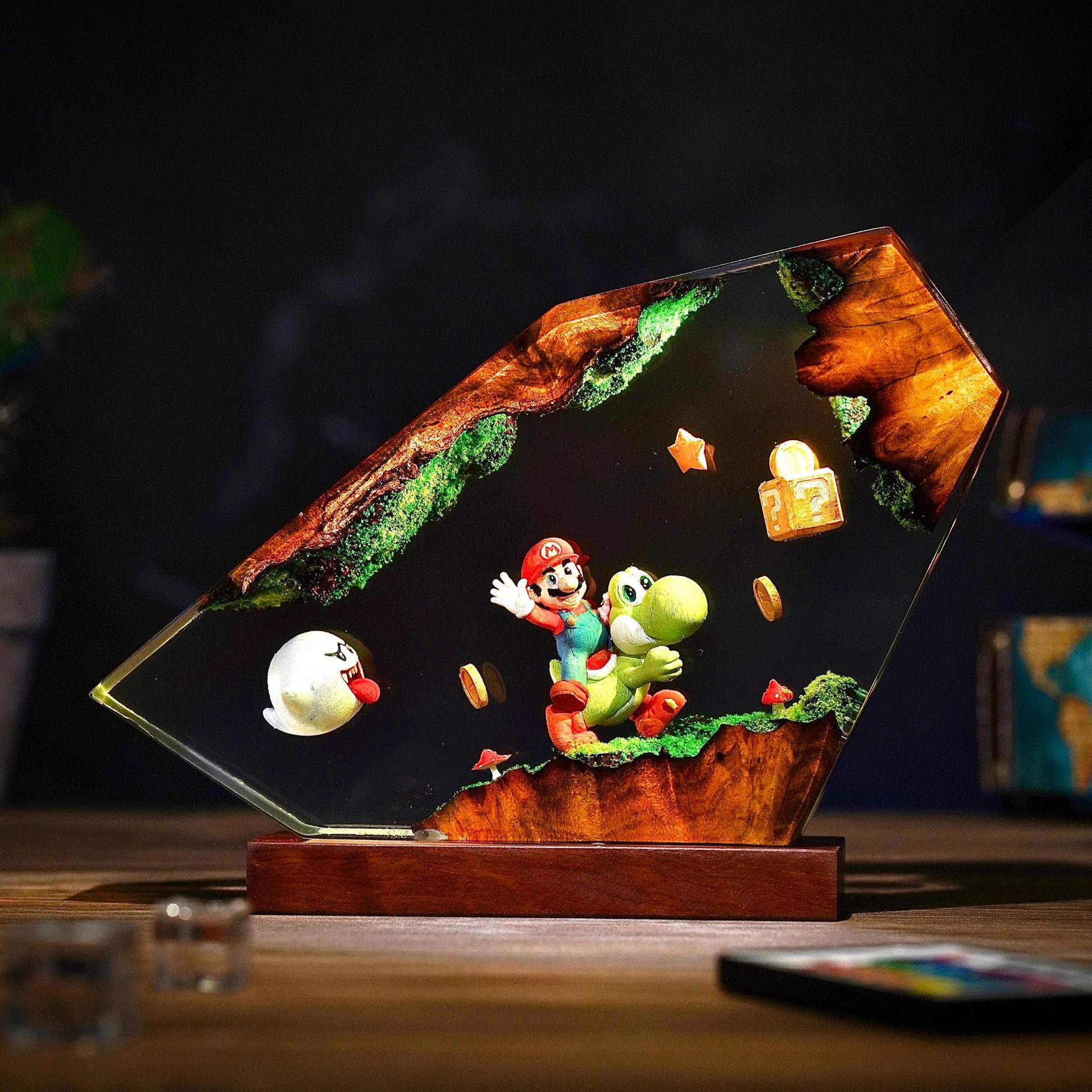 Luminária de Mesa em Resina co - Anime Merchandise avaliação e preço